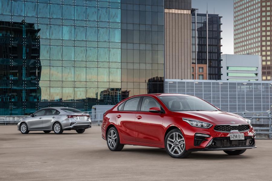 Kia Cerato Sport Plus 2018 года  (AU) (фото 15 из 16)